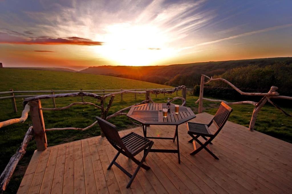 فيلا Tiny House On Isolated Farm By The Cornish Coast بود المظهر الخارجي الصورة