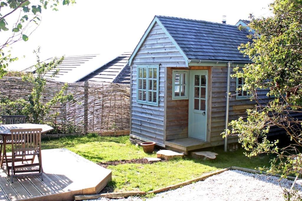 فيلا Tiny House On Isolated Farm By The Cornish Coast بود المظهر الخارجي الصورة